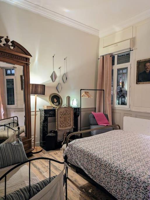 L'Appartement Du Voisin D'Hugo Besancon Luaran gambar